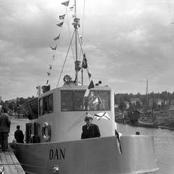 17003 BAN 6293 4 - Bogserbåt