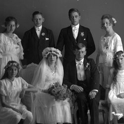 17003 WIKN 19114 - Bröllopsfoto