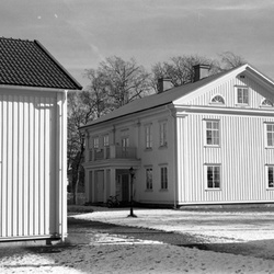 17003 BAN 3194 12 - Herrgård