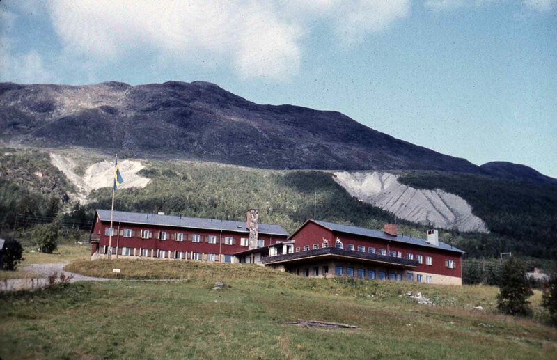 1956 Turisthotellet i Kittelfjäll invigs. Drivs...