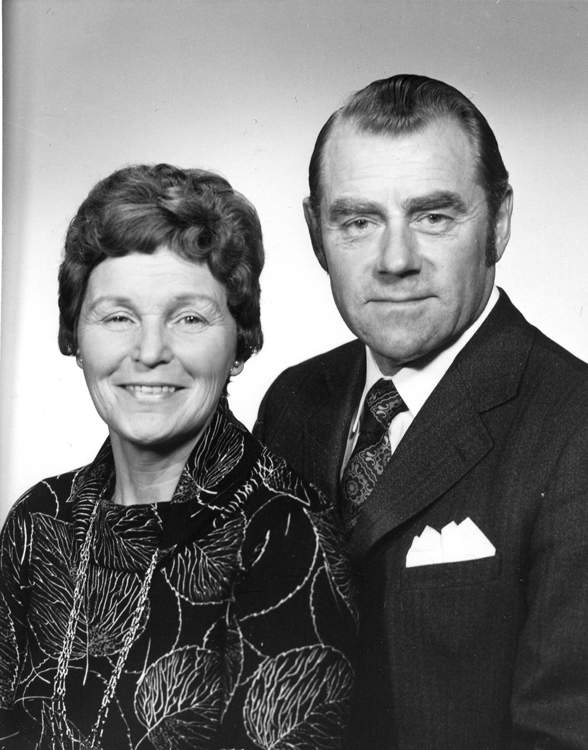 Eva Larsson, 1915 - 2002. Gifta 1958.