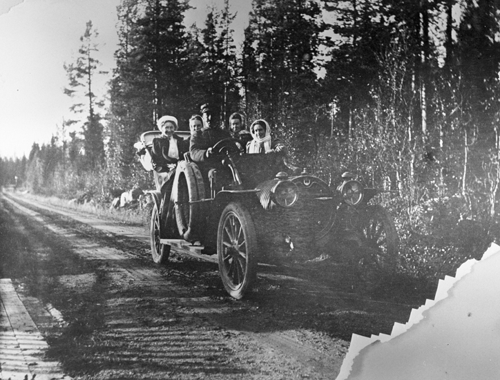Första bilen i Stensele körd av Alfred Sahlman,...