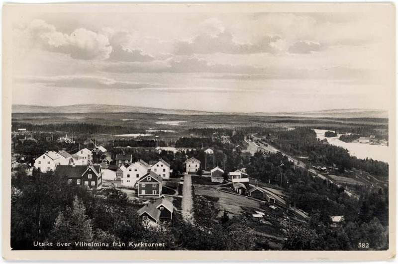 Framsida: Utsikt över Vilhelmina från kyrktorne...