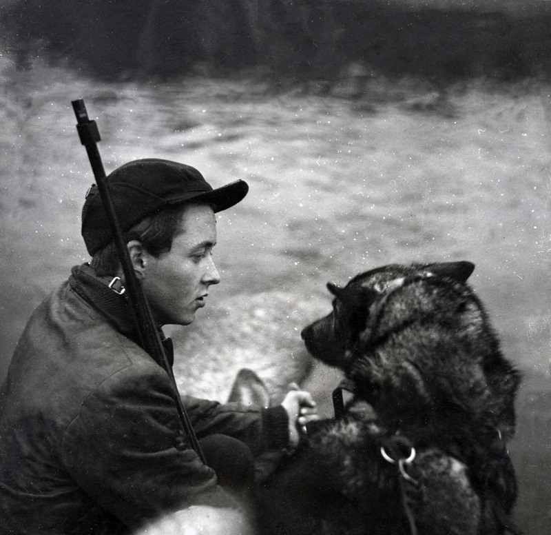 Kjell Persson med sin hund 