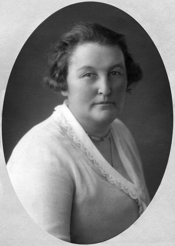Ester Grundström