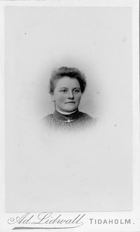 Tekla Grundström, 1882 -