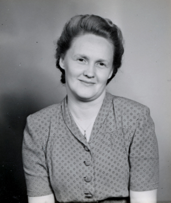 Ada Andersson , 1914 - 1997