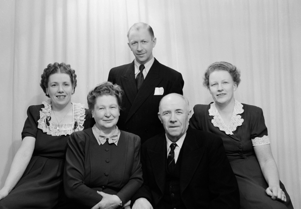 Familjen Olofsson, Vilhelmina.