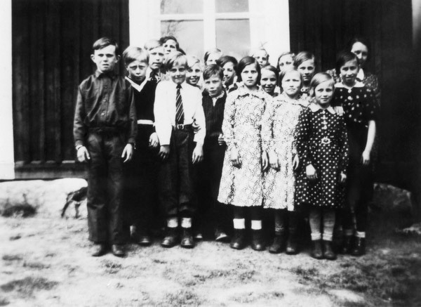 Våravslutning från skolan i Heligfjäll 1939.