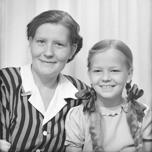 Mor och dotter, Betty och Ulla Fors,