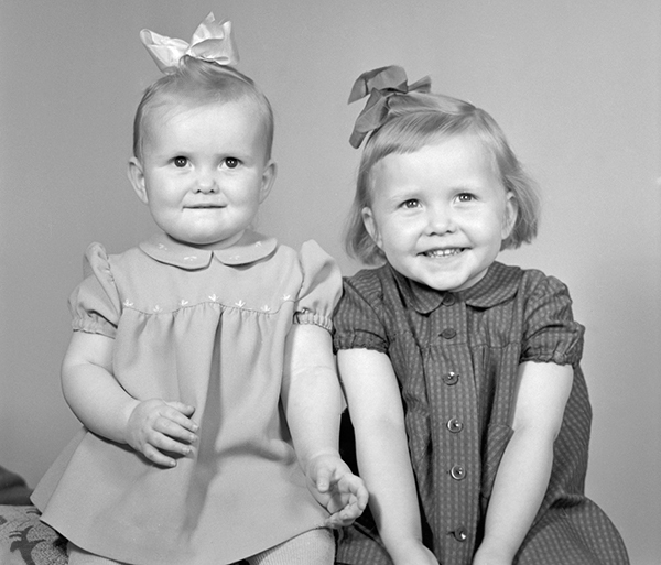 Sten Svenssons barn, Eva och Maria, Skansholm.