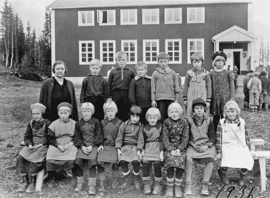Malgoviks skola 1936. Lärarinna: