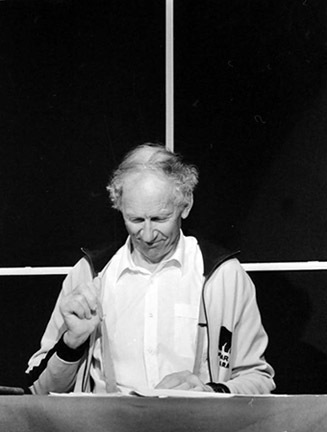 Karl-Gustav Eriksson som spelar teater