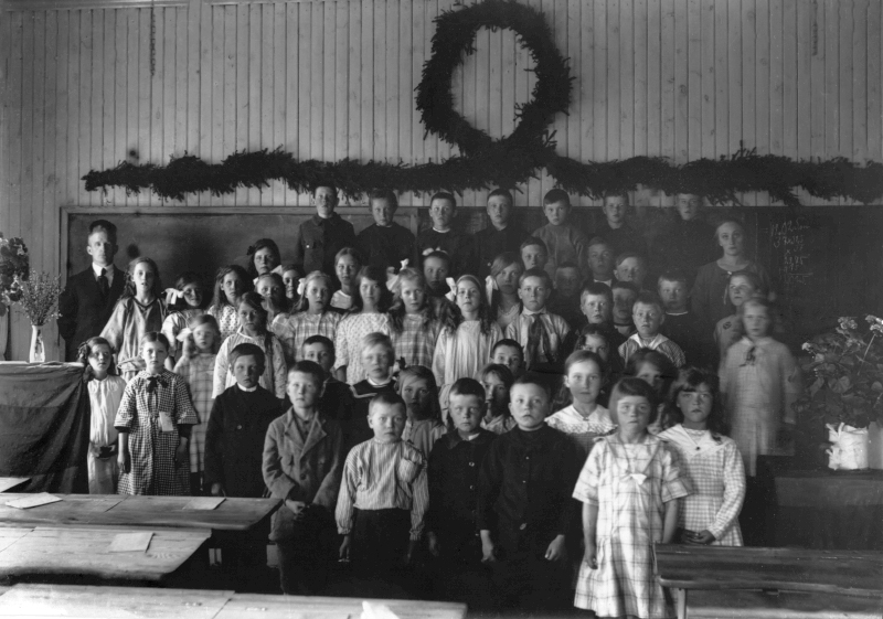 Skolavslutning i Skansholms skola ca 1924-1925.