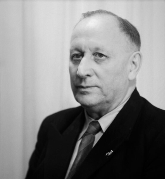 Ernst Carlsson, kommunalkamrer.