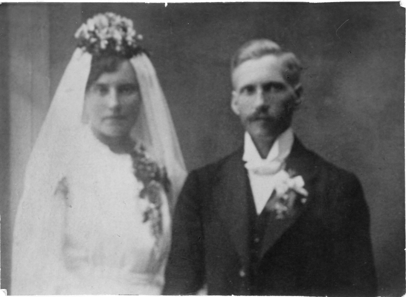 Brudparet Jonas & Anna Jonsson, 1919.
