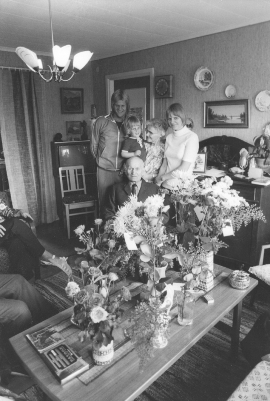 Seth & Betty Risberg med barnen Gunilla och Bosse,