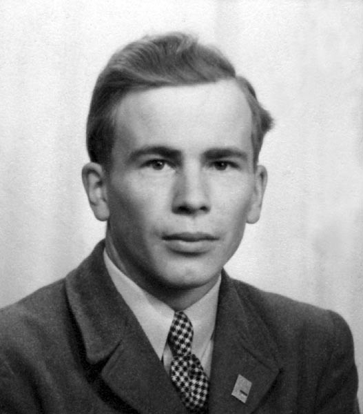 Erland Almer Arne Bodefors, Taxi- och mackägare.