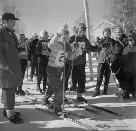 Skolskidtävling år 1956 i Vilhelmina.