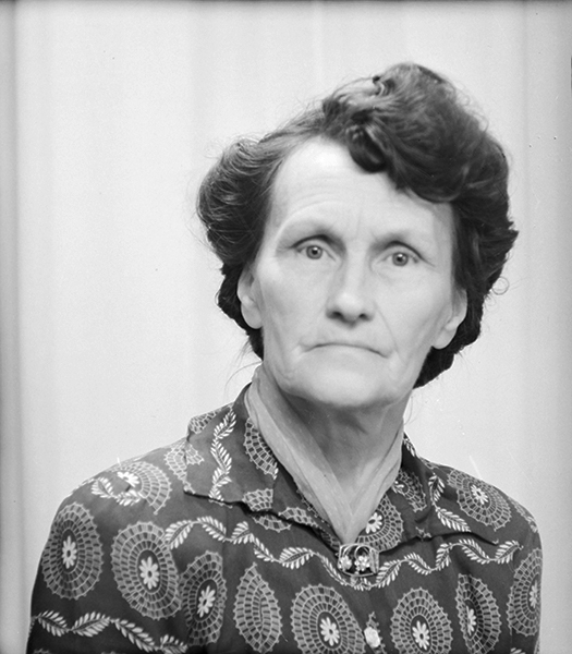 Edla Augusta Jonsson, Heligfjäll