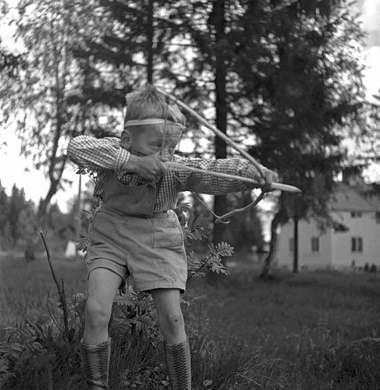 Indianen heter Ulf Öhlund, sju år gammal.