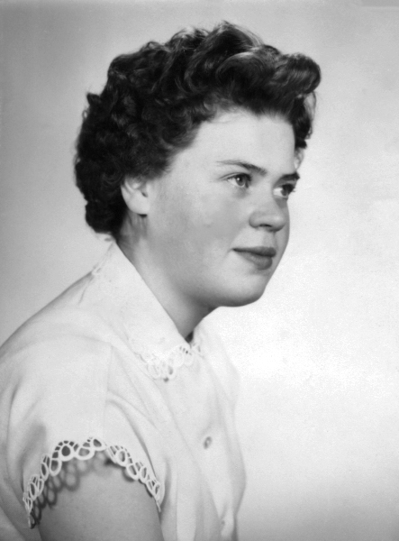 Maud Holmgren.