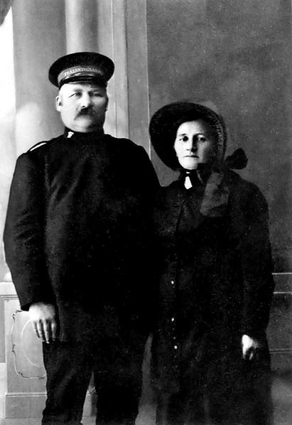 Bild av Albert Johansson och en kvinna.