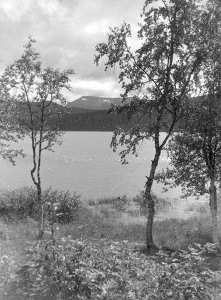 Från stranden av Borkasjön, sommaren 1957