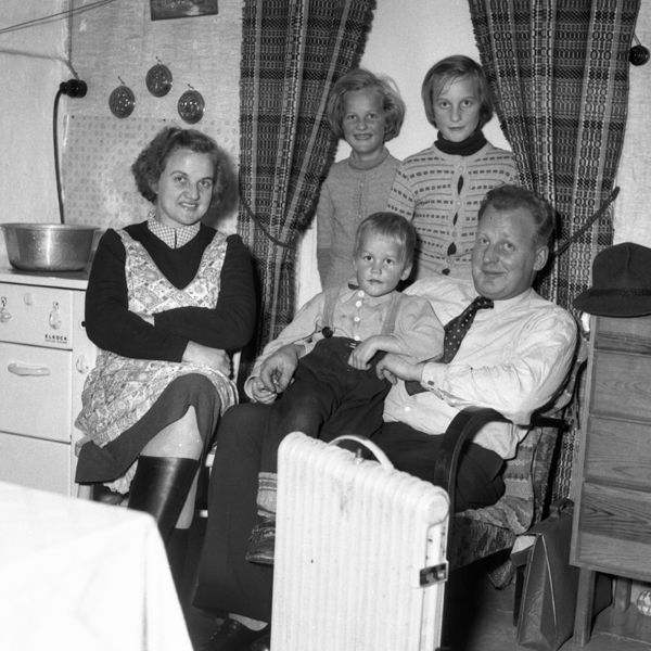 Familjen Olle och Dagny Berg i Bäsksele.