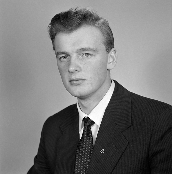 Gunnar Olsson, Vilhelmina.