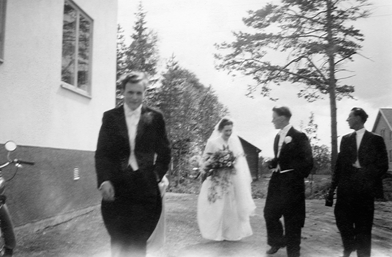 Brudparet Gully & Alf Nordqvist med marskalken