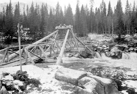 Bron i Kittelfjäll, mot leden till Marsfjäll, V...