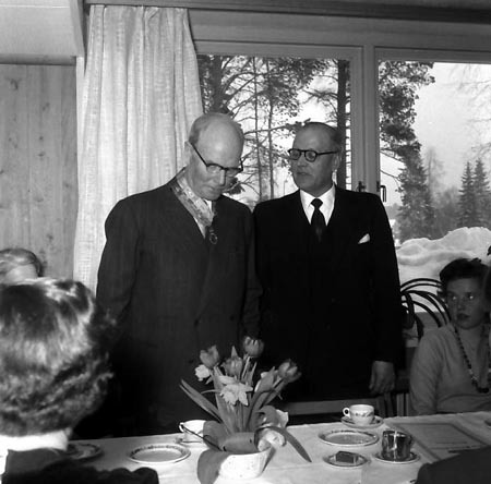 I mars 1958 får doktor Nils Björkman 