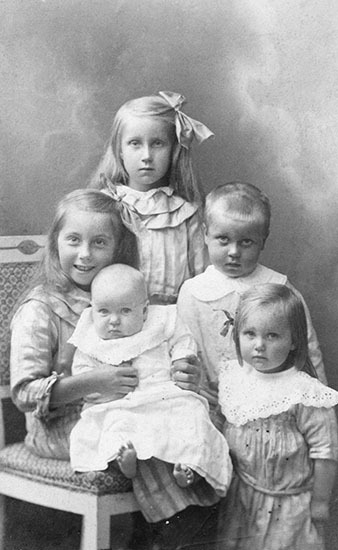 Simon och Alma Holmgrens barn.