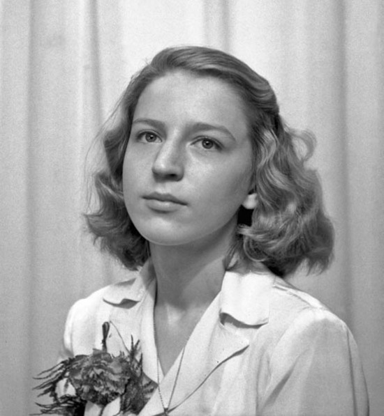 Monica Renmans konfirmationsbild år 1952.