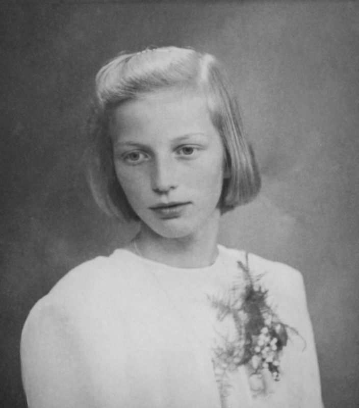 Ebba Mattson som konfirmand 1947.