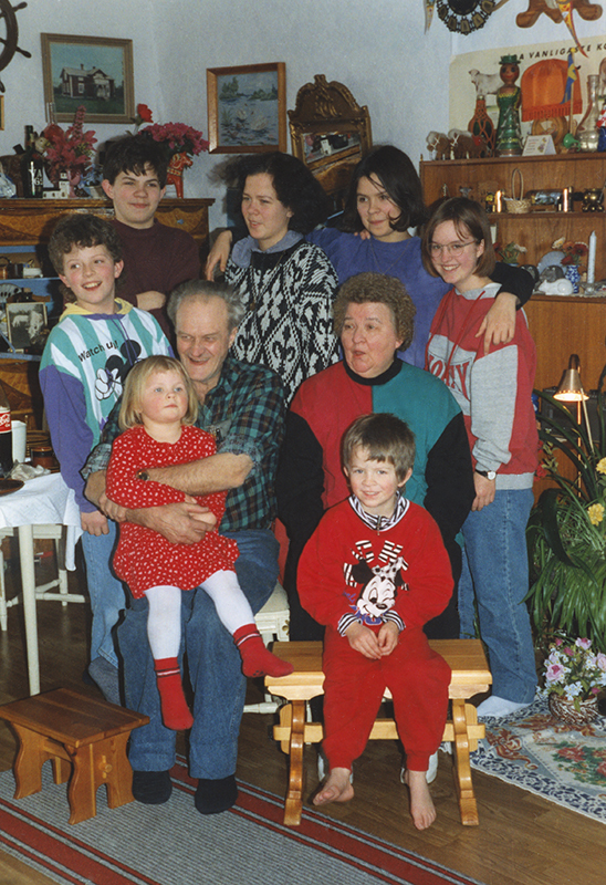 Karl Rune Edström med familjen.
