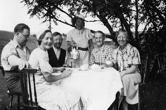 Bild av Signe Danielsson med familj.