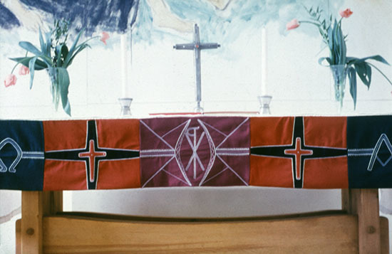 Altare med antependium i Saxnäs Kyrka 1960-1965.