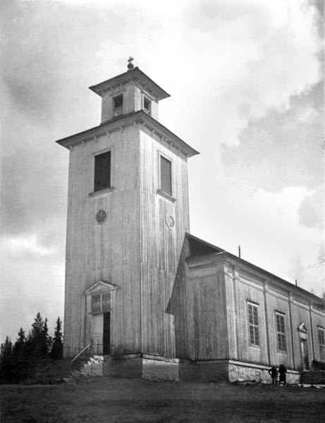Vilhelmina kyrka före restaureringen.