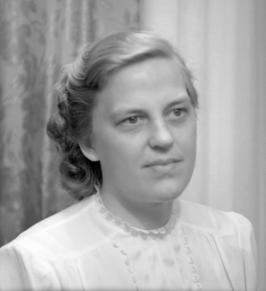 Ester Rosenkvist,