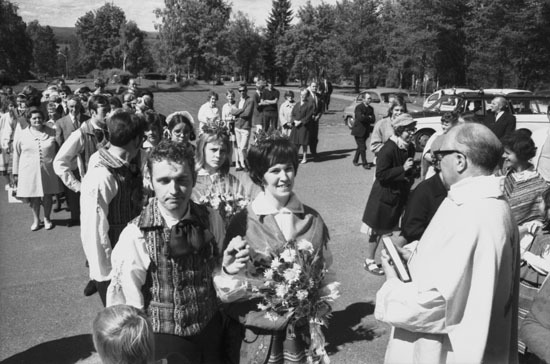 Hembygdsbröllop år 1970.