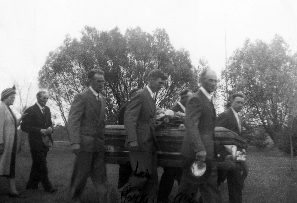Carls begravning. 8 Oktober 1949.