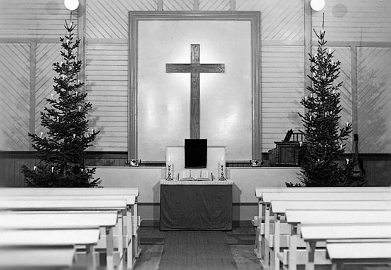 Interiörbild från missionskyrkan i Vilhelmina.