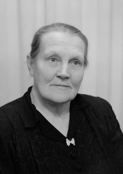Lydia Mikaelsson, Granbäcken, Tresund.