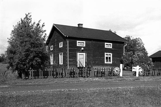 Gunnar Gavelins timmerhus i Malgovik.