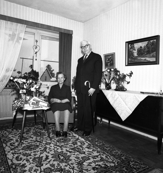 Nils Abel Eriksson på sin 70 årsdag med sin
