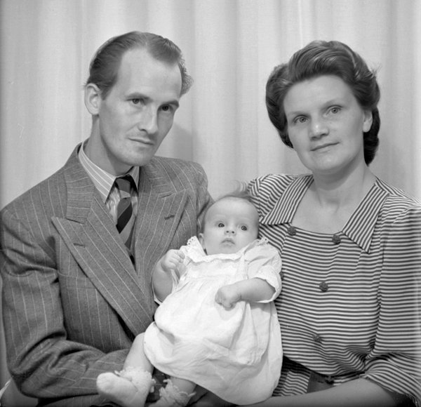 Familjen Hällqvist, Karl Henrik, Maj-Britt och ...