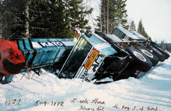 Lyckseles stora kranbil. 5 april 1997.