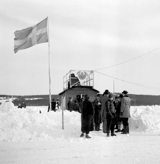 Isbanetävling på Baksjön i Vilhelmina 1954.